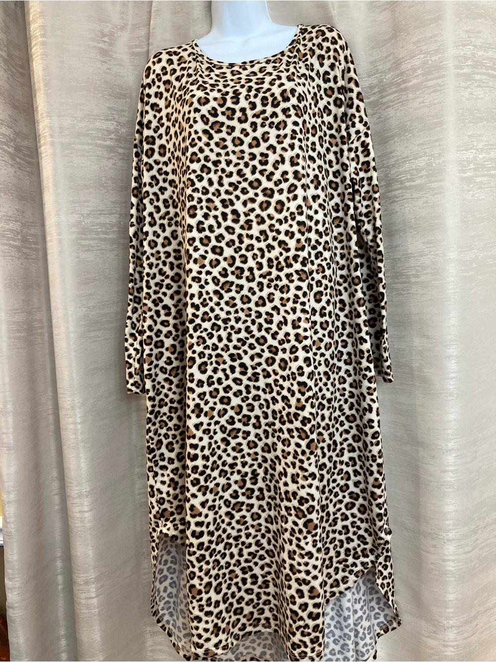 Entro Leopard Print Long Sleeve High-Low Midi Dress - Black and Tan 1X